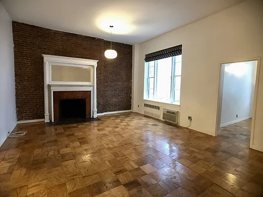 Rented by Irving Properties of New York, LLC | media 10