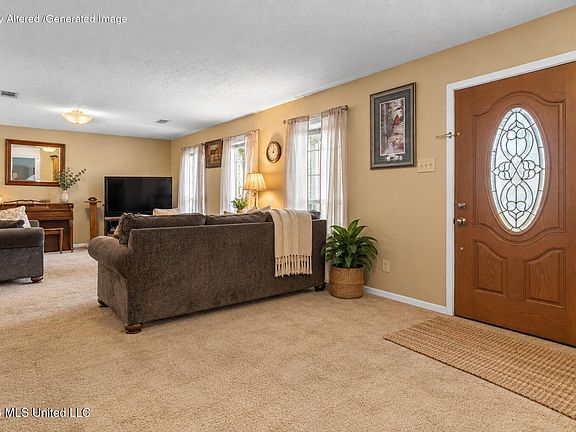 4th image of 141 Wayne Lee Rd