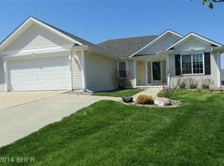 9111 Telford Cir, Johnston, IA 50131