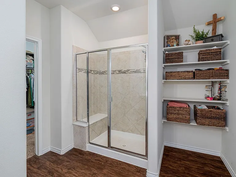 3136 Overlook Dr — Photo 16