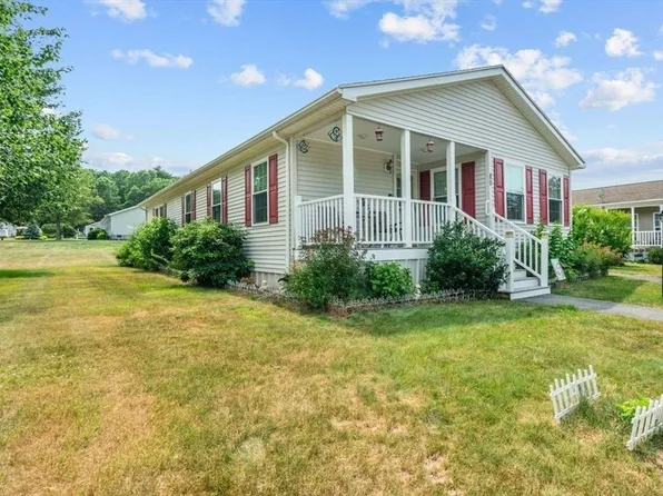 80 Wesley Cir, Middleboro, MA 02346