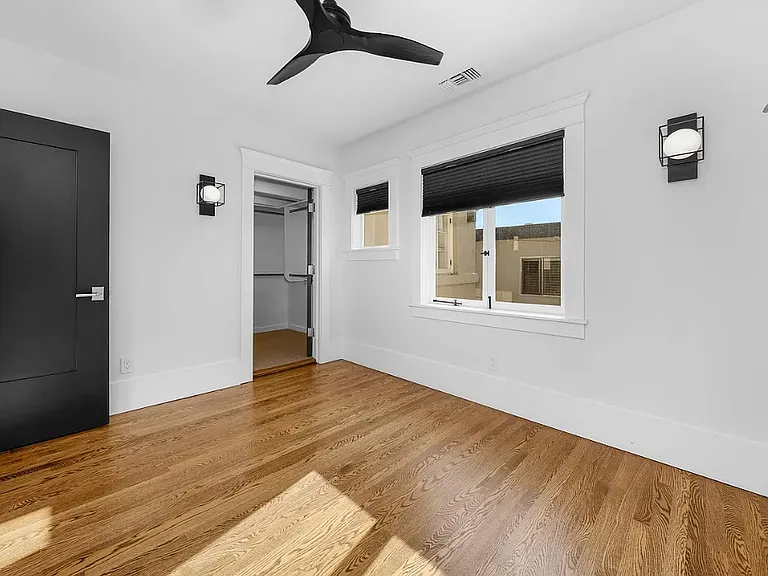 3340 6th Ave — Photo 32