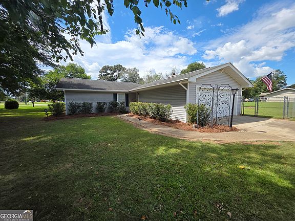 5th image of 101 Turtle Creek Dr