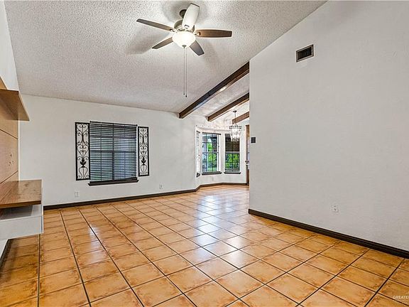 5th image of 6001 N 27th St