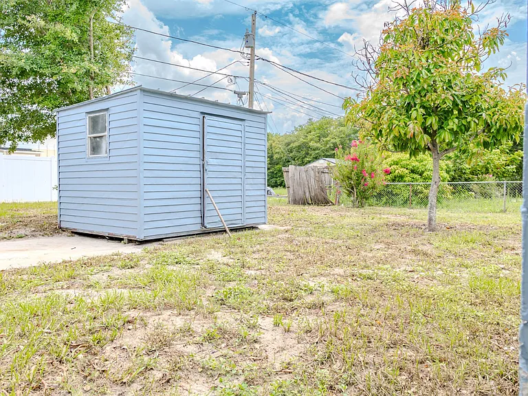 217 Betty Ave — Photo 29
