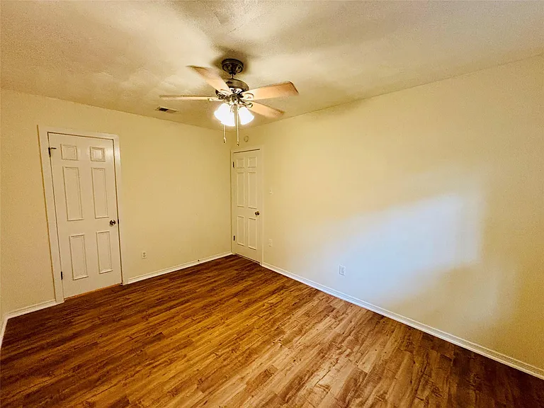 13007 Amarillo Ave — Photo 12