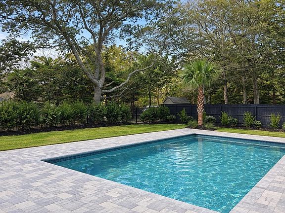 3rd image of 5515 Porcher Ave.