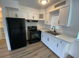 6738 N 44th Ave APT 3, Glendale, AZ 85301