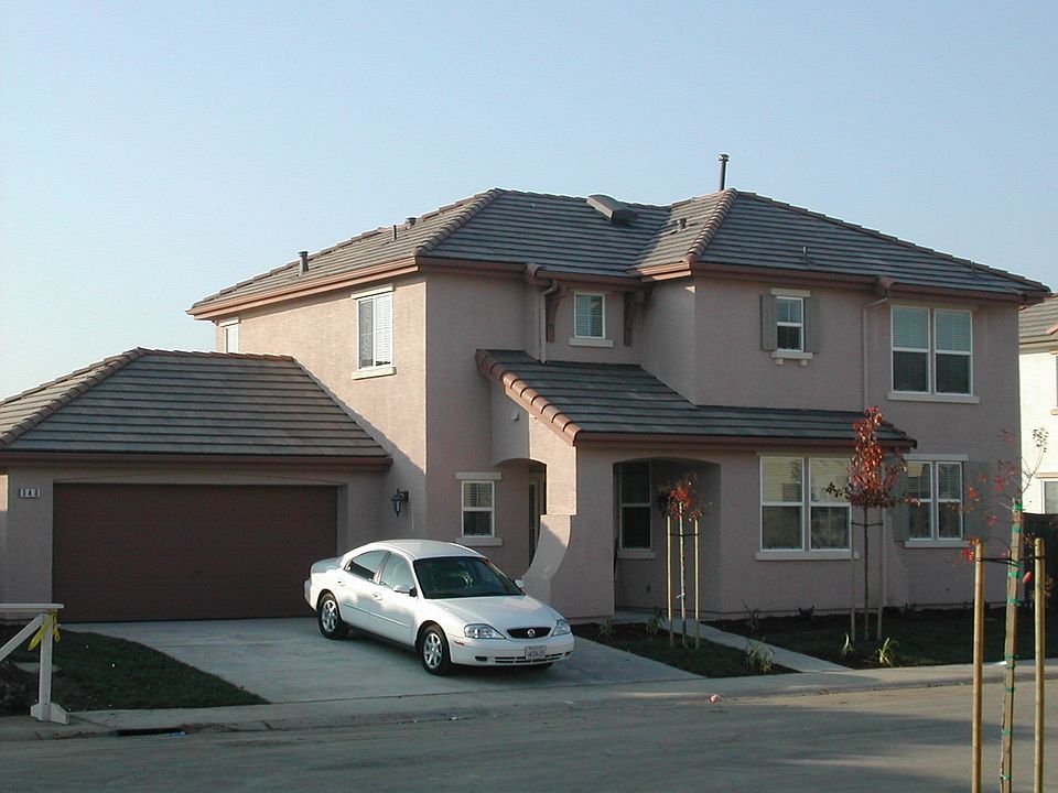 1st image of 340 Anjou Cir
