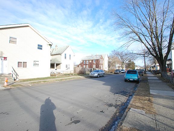 2nd image of 516-520 Stewart Ave