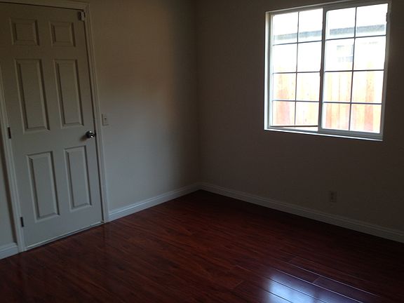 3rd image of 590 N Reservoir St