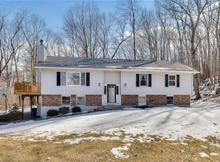 300 Bullet Hole Rd, Patterson, NY 12563