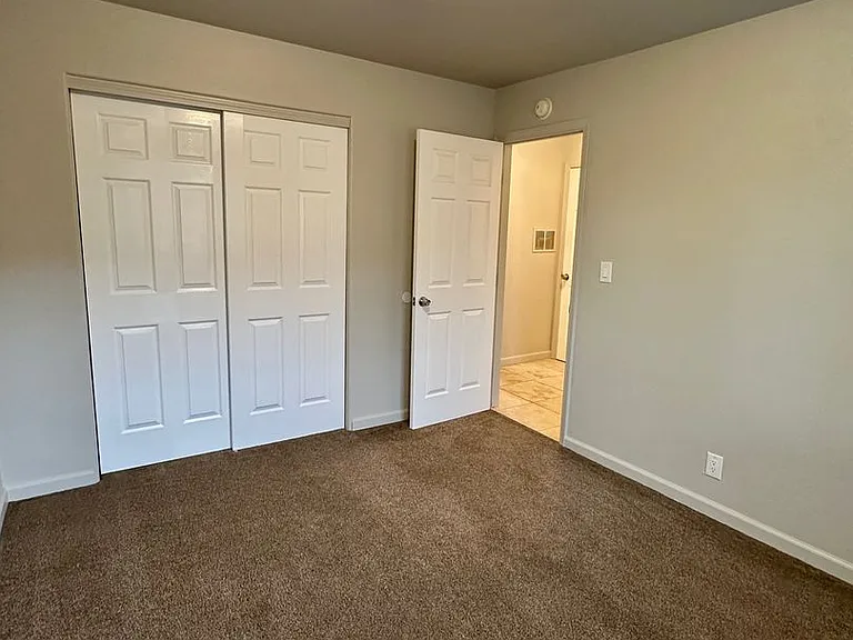 337 N. Merrill Ave — Photo 25