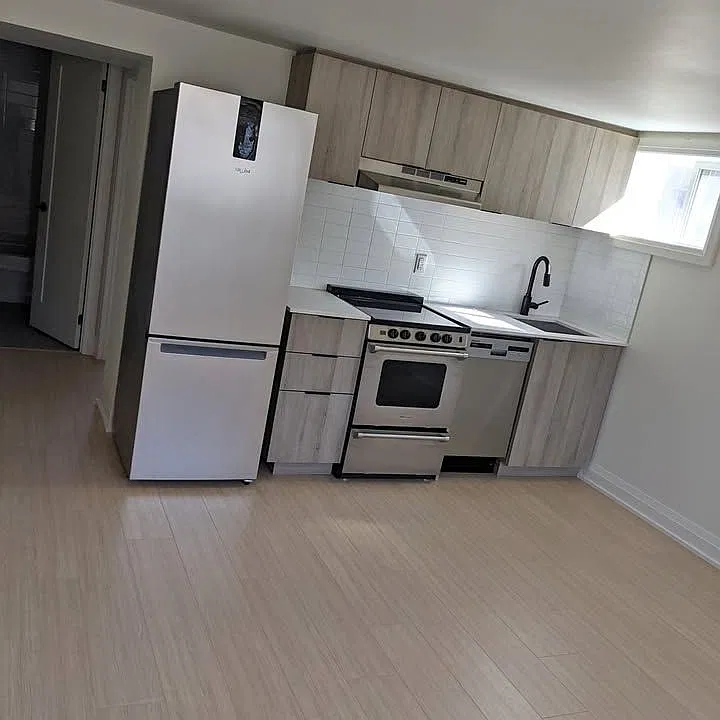 41 Gort Ave #BASEMENT