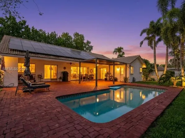 9600 NW 18th St, Plantation, FL 33322