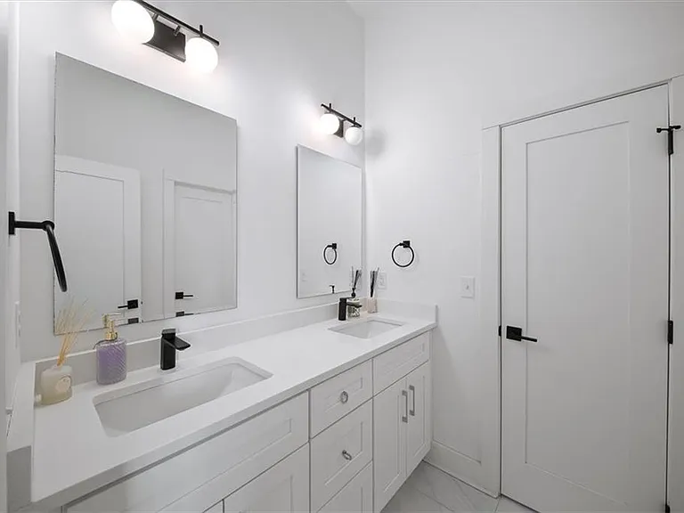 1846 Rogers Ave SW — Photo 26