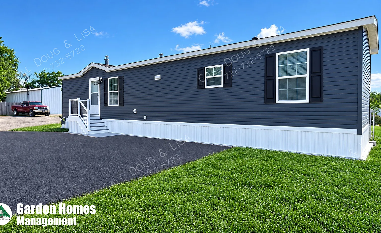 2 bed, 784 sqft, $1,760 — Photo 1