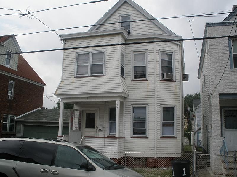 2nd image of 30 Arthur St