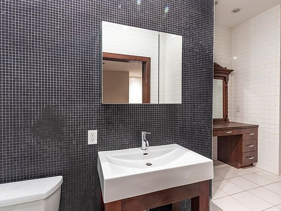 4th image of 244 Madison Ave APT 9J