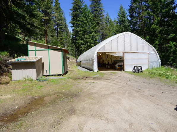 M 10233rd Ln, Unity, OR 97884