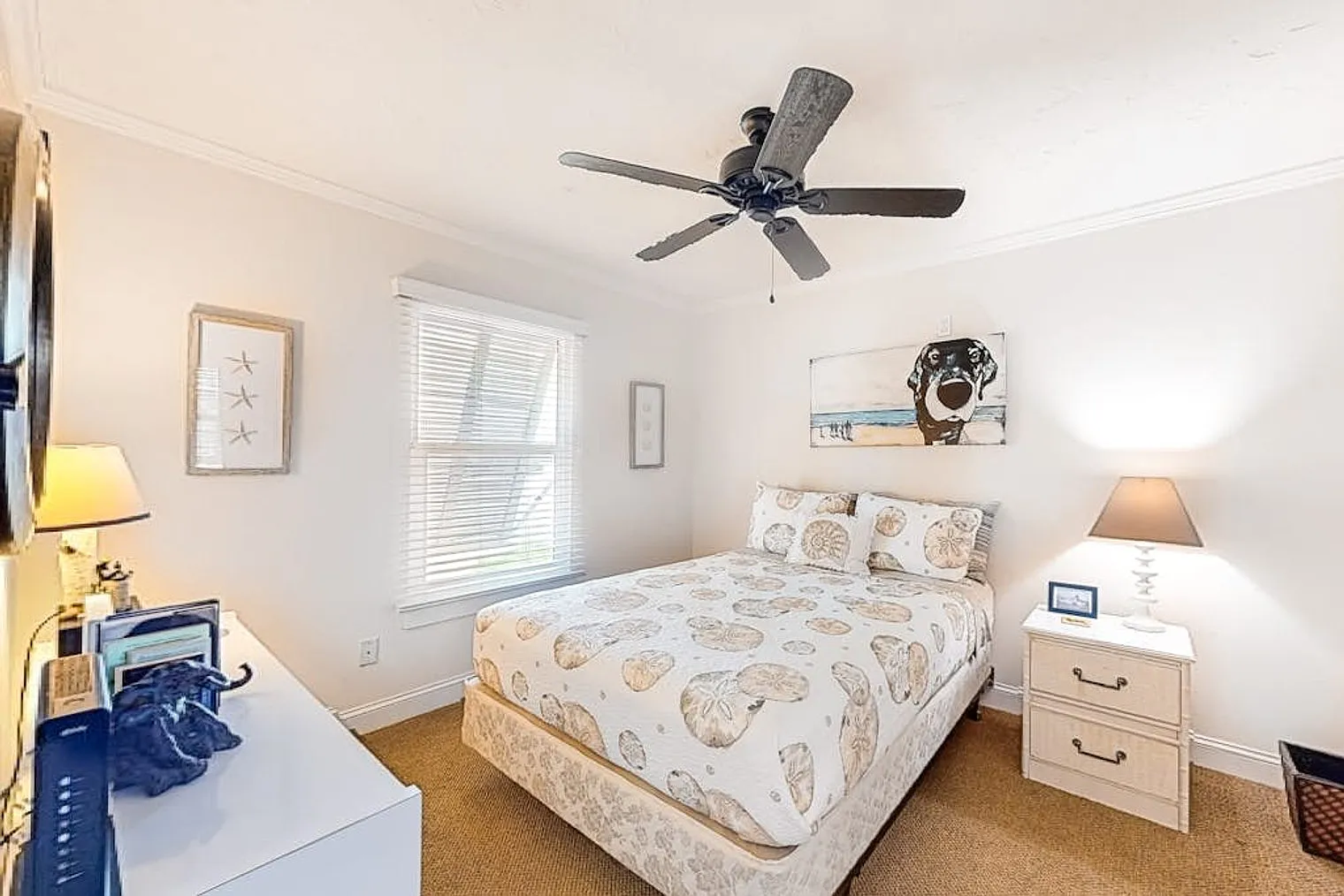 2 bed, 1.0 bath, 1108 sqft, $1,958 — Photo 2