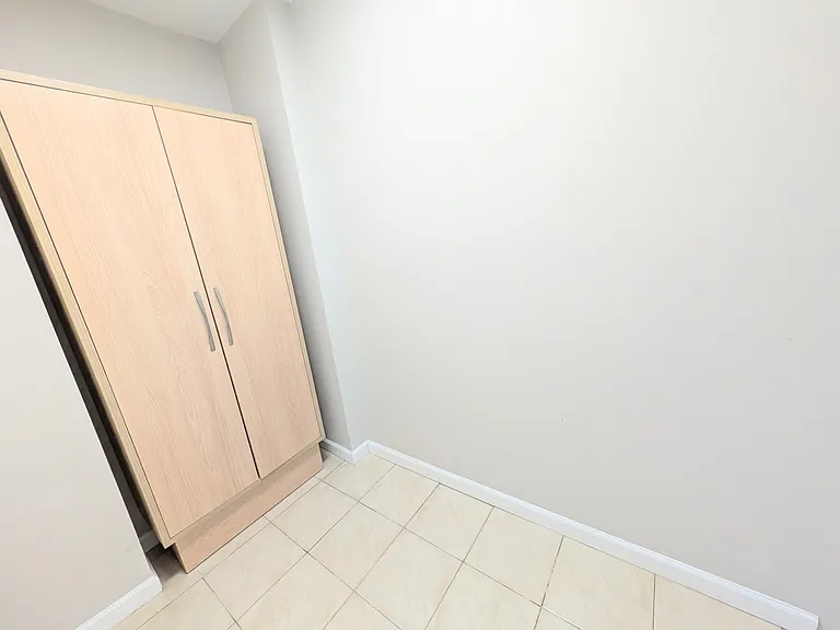 515 Broad Ave #2 — Photo 5