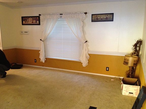 3rd image of 469 Valley View Dr