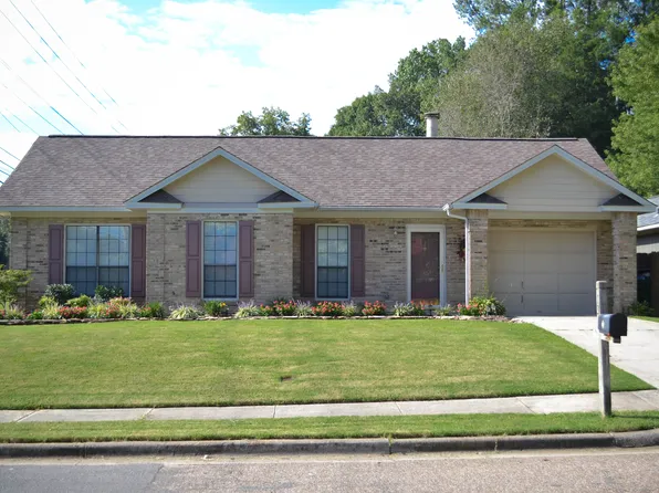 734 Mathis Dr SE, Huntsville, AL 35803