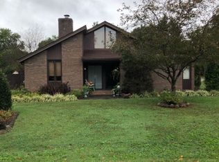 2513 Thoroughbred Dr, Bowling Green, KY 42104