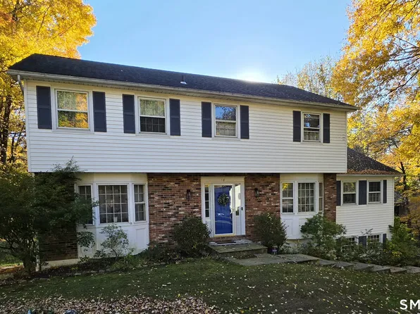 18 Topfield Road, Danbury, CT 06811