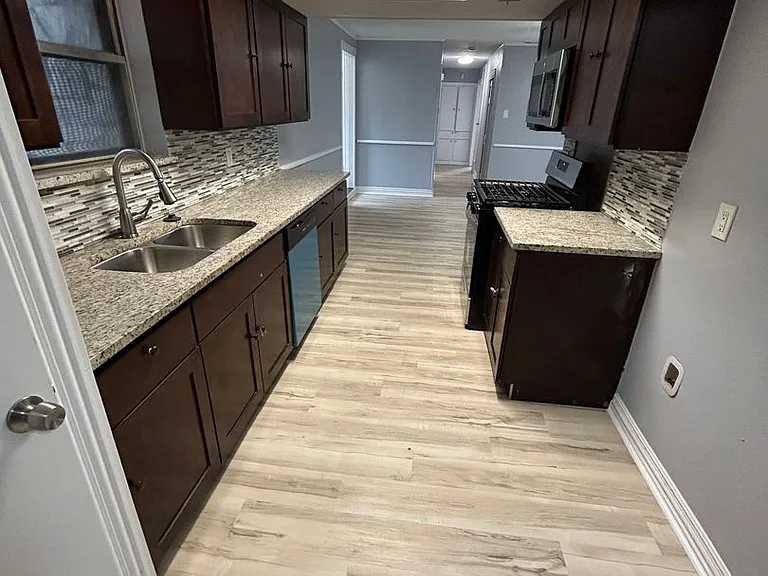 2021 Aloha Dr — Photo 11