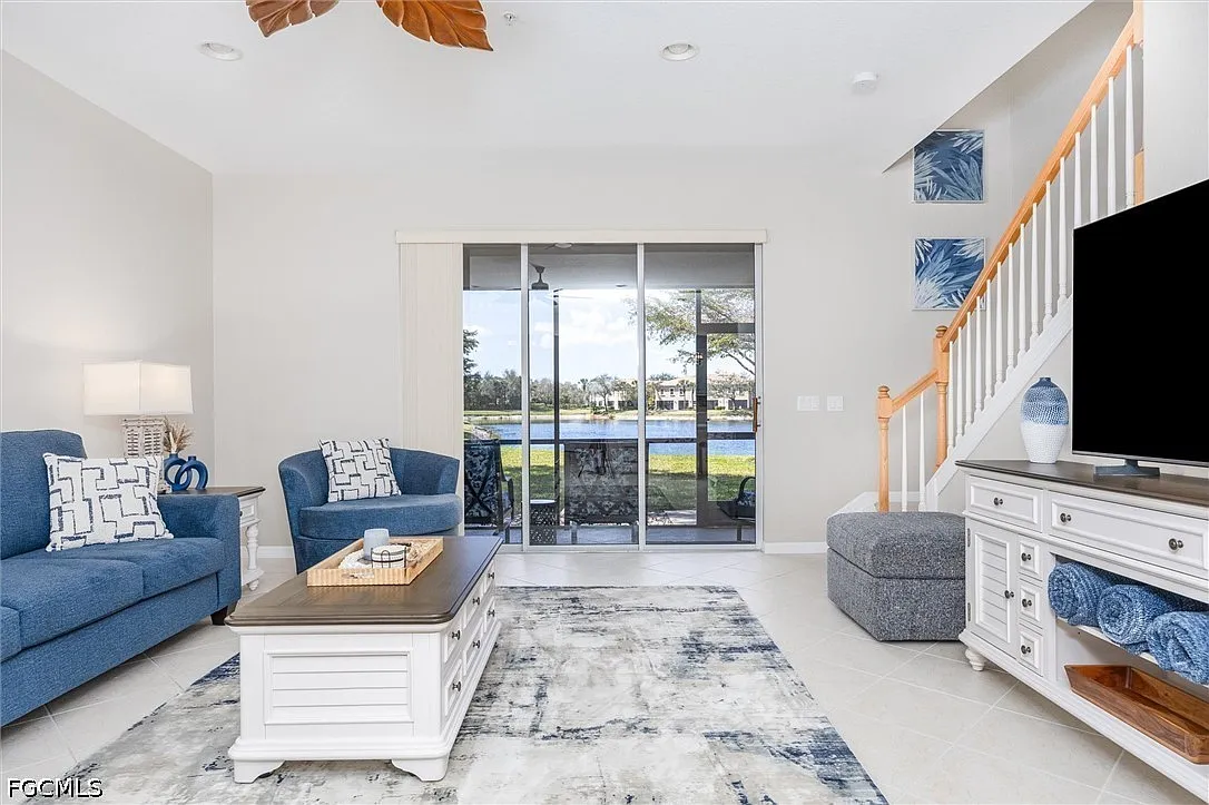 3 bed, 2.5 bath, 1821 sqft, $3,000 — Photo 4