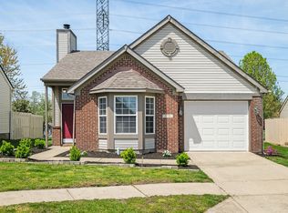 376 Lake Ridge Ln, Greenwood, IN 46142