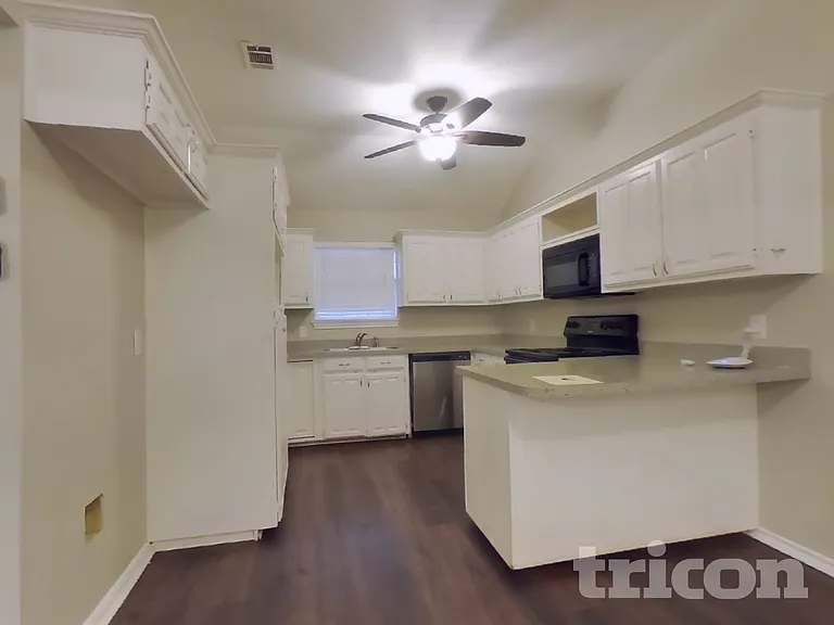 2125 W Nathan Lowe Rd — Photo 5