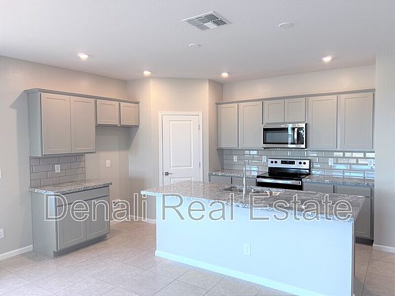 3rd image of 17810 W Monte Lindo Ln