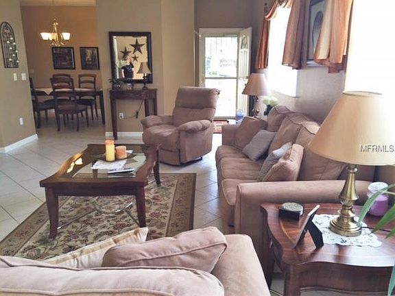 5th image of 1123 Yosemite Dr