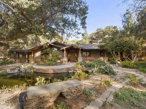 3146 Quiet Hills Dr, Escondido, CA 92029