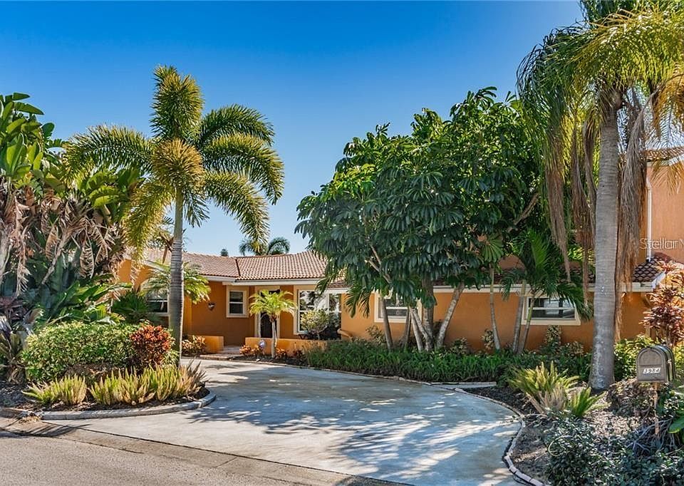 1st image of 3984 McKay Creek Dr