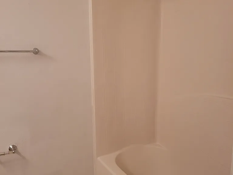 405 Francisco Way — Photo 2
