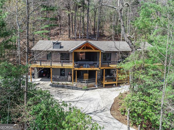 266 E Sugarbush Dr, Sky Valley, GA 30537
