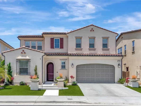 17311 Juniper Ln, Huntington Beach, CA 92649