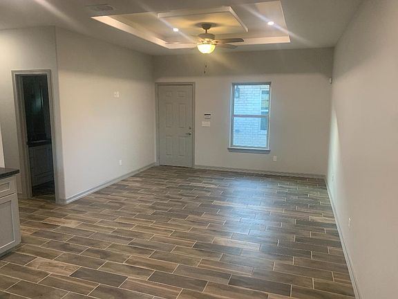 4th image of 5800 Nightingale Ave