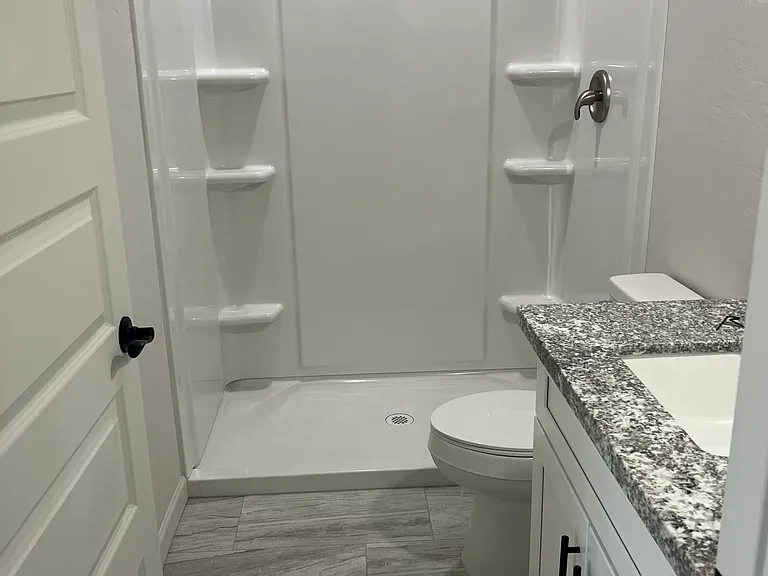 1530 N Columbus Blvd #1-2 — Photo 12