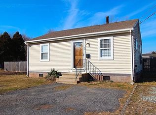 68 Midway Oval, Groton, CT 06340