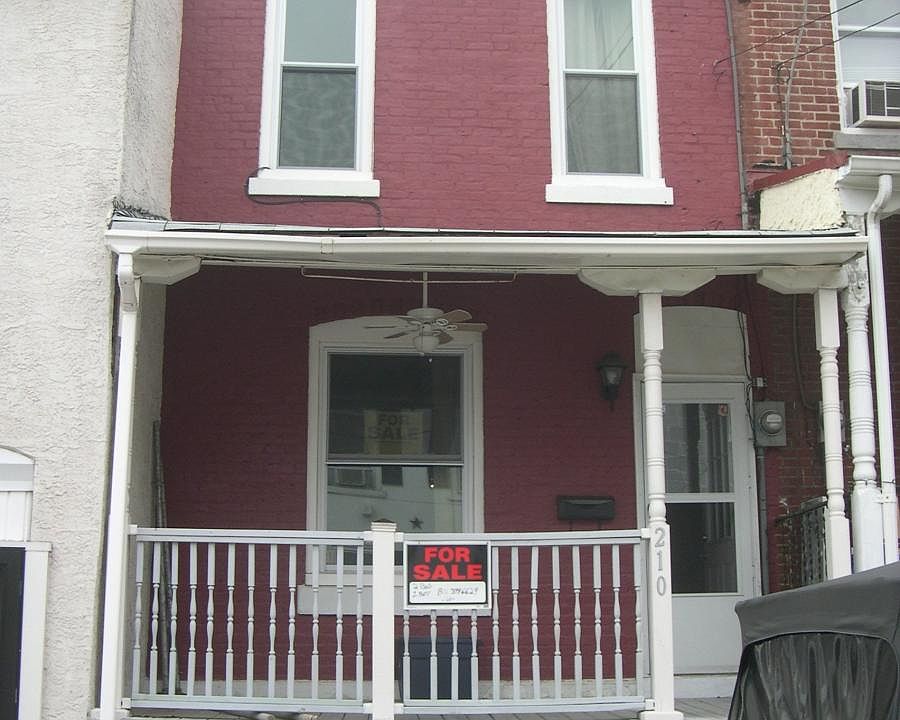 Exterior Front View