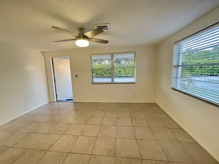 623 Shore Rd #A — Photo 23