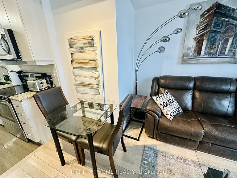 9201 Yonge St E #2213 — Photo 10