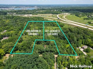 1421 Jackson St, Hudsonville, MI 49426