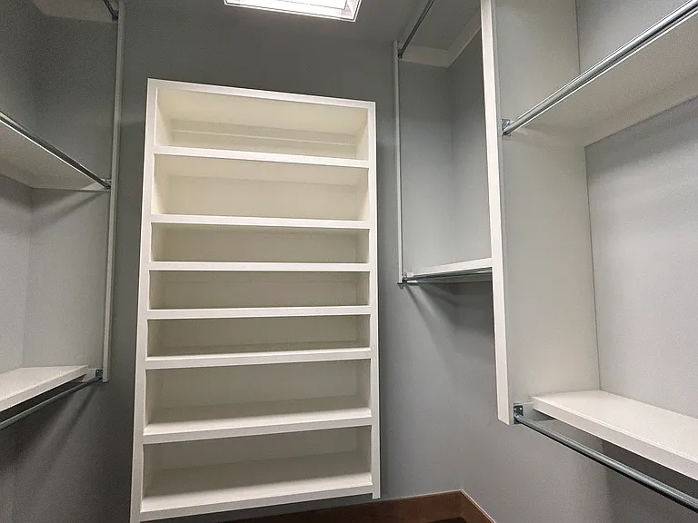 20980 Cortona Dr — Photo 15