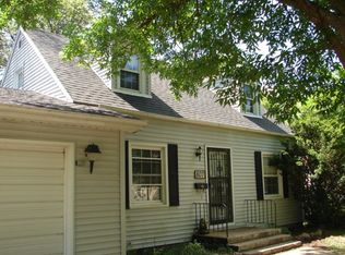 807 S Johnson St, Charles City, IA 50616